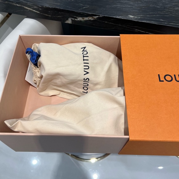 Louis Vuitton trainer sneakers - pink - Picture 3 of 4